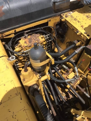 รถขุด Komatsu PC200-8 10,xxx ชม. สภาพดีพร้อมใช้ เล่มพร้อมโอน รถขุด Komatsu PC200-8 10,xxx ชม. สภาพดีพร้อมใช้ เล่มพร้อมโอน