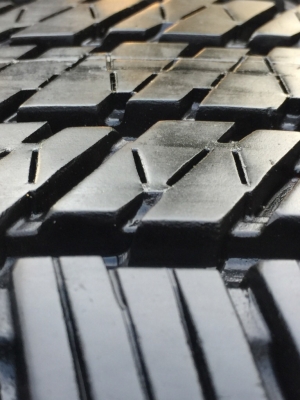 ยาง Bridgestone 265 60 18 ปี16 ดอกเต็ม ไม่มีปะ ใช้ยาว ราคาไม่แพง