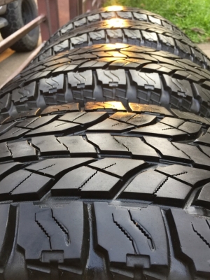 ยาง All Yokohama 265 65 17 ปลายปี15 ดอกเต็ม ไม่มีปะ ใช้ยาว ราคาไม่แพง ยาง All Yokohama 265 65 17 ปลายปี15 ดอกเต็ม ไม่มีปะ ใช้ยาว ราคาไม่แพง