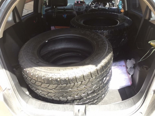 ยาง All Yokohama 265 65 17 ปลายปี15 ดอกเต็ม ไม่มีปะ ใช้ยาว ราคาไม่แพง ยาง All Yokohama 265 65 17 ปลายปี15 ดอกเต็ม ไม่มีปะ ใช้ยาว ราคาไม่แพง