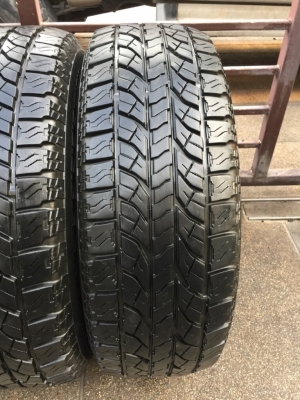 ยาง All Yokohama 265 65 17 ปลายปี15 ดอกเต็ม ไม่มีปะ ใช้ยาว ราคาไม่แพง ยาง All Yokohama 265 65 17 ปลายปี15 ดอกเต็ม ไม่มีปะ ใช้ยาว ราคาไม่แพง