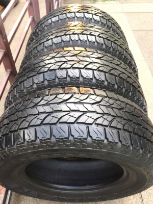 ยาง All Yokohama 265 65 17 ปลายปี15 ดอกเต็ม ไม่มีปะ ใช้ยาว ราคาไม่แพง ยาง All Yokohama 265 65 17 ปลายปี15 ดอกเต็ม ไม่มีปะ ใช้ยาว ราคาไม่แพง