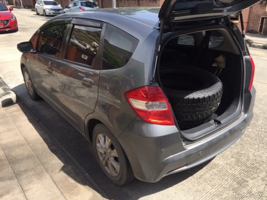 ยาง All Yokohama 265 65 17 ปลายปี15 ดอกเต็ม ไม่มีปะ ใช้ยาว ราคาไม่แพง ยาง All Yokohama 265 65 17 ปลายปี15 ดอกเต็ม ไม่มีปะ ใช้ยาว ราคาไม่แพง