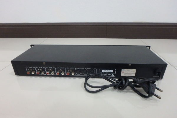 ปรีแอมป์ HSL รุ่น PRE-368 USB ขับซับได้ เสียบ USB ได้เลย สภาพใหม่