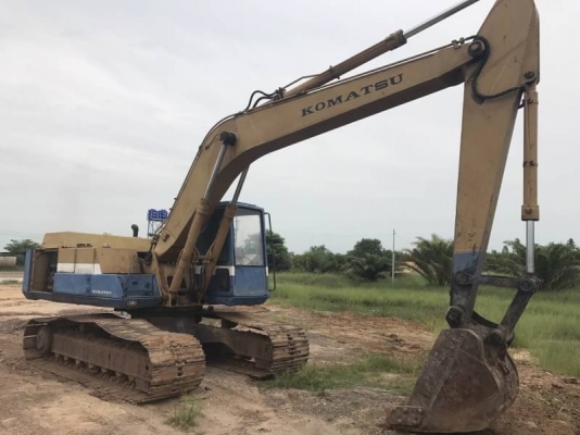 ขาย 390000 บาท โคมัสสุ PC200-3 รถพร้อมใช้งานเอกสารซื้อขาย สนใจจริงๆโทรมานะครับราคาต่อรองใด้