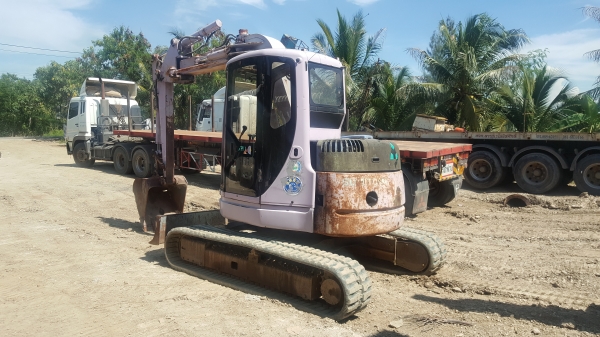 FROM JAPANขายถูกด่วนๆ*รถขุด SUMITOMO SH65 / คอนโทรลน้ำมัน /ปั๊มนิ้ว /มีเก๋ง / แทรคยาง /สินค้าเก่านอก / ราคาเพียง 390,000 บาท สนใจรีบติดต่อ 081-88-33-166