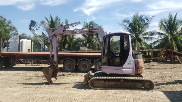 FROM JAPANขายถูกด่วนๆ*รถขุด SUMITOMO SH65 / คอนโทรลน้ำมัน /ปั๊มนิ้ว /มีเก๋ง / แทรคยาง /สินค้าเก่านอก / ราคาเพียง 390,000 บาท สนใจรีบติดต่อ 081-88-33-166