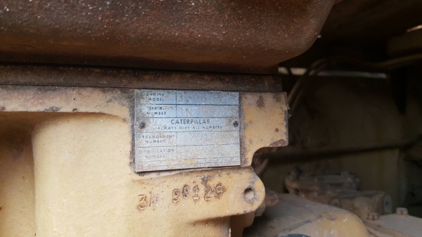 ขาย รถแทรคเตอร์ 4 ล้อแกะ CAT 815 สภาพสวยพร้อมใช้งาน เครื่องดี เกียร์ดี ปั้มดี เอกสารใบซื้อขาย ราคาต่อรองได้ครับ