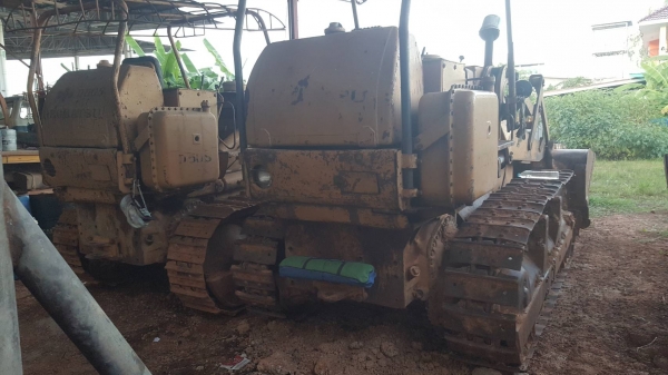 ขาย รถแทรคเตอร์ KOMATSU D50S-15 ซีเรียลสูง ห้องเลี้ยวระบบน้ำมัน เครื่องดี เกียร์ดี ช่วงล่างเต็ม มี 2 คันให้เลือก ราคาต่อรองได้
