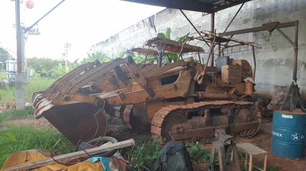 ขาย รถแทรคเตอร์ KOMATSU D50S-15 ซีเรียลสูง ห้องเลี้ยวระบบน้ำมัน เครื่องดี เกียร์ดี ช่วงล่างเต็ม มี 2 คันให้เลือก ราคาต่อรองได้