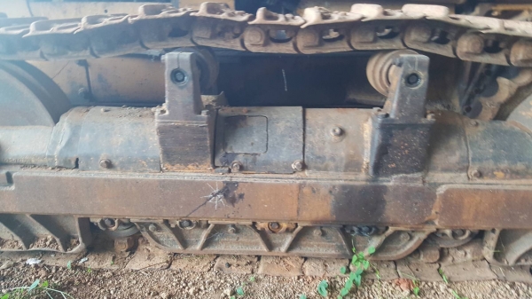 ขาย รถแทรคเตอร์ KOMATSU D50S-15 ซีเรียลสูง ห้องเลี้ยวระบบน้ำมัน เครื่องดี เกียร์ดี ช่วงล่างเต็ม มี 2 คันให้เลือก ราคาต่อรองได้