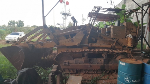 ขาย รถแทรคเตอร์ KOMATSU D50S-15 ซีเรียลสูง ห้องเลี้ยวระบบน้ำมัน เครื่องดี เกียร์ดี ช่วงล่างเต็ม มี 2 คันให้เลือก ราคาต่อรองได้