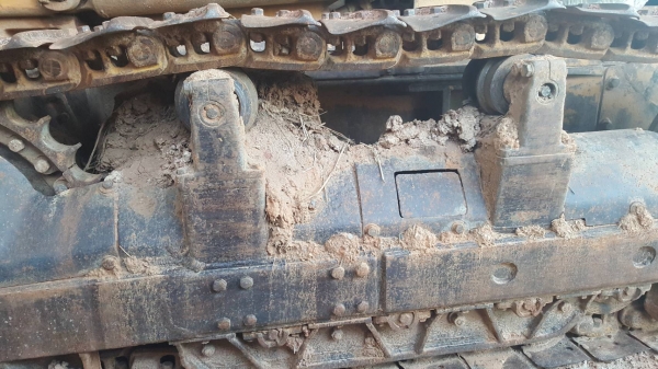 ขาย รถแทรคเตอร์ KOMATSU D50S-15 ซีเรียลสูง ห้องเลี้ยวระบบน้ำมัน เครื่องดี เกียร์ดี ช่วงล่างเต็ม มี 2 คันให้เลือก ราคาต่อรองได้