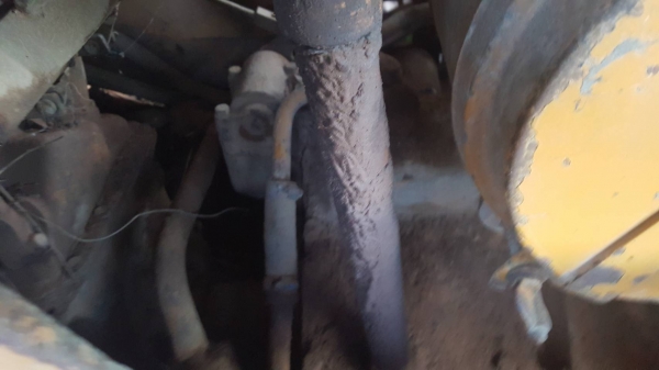 ขาย รถแทรคเตอร์ KOMATSU D50S-15 ซีเรียลสูง ห้องเลี้ยวระบบน้ำมัน เครื่องดี เกียร์ดี ช่วงล่างเต็ม มี 2 คันให้เลือก ราคาต่อรองได้