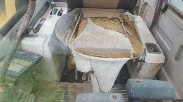 ขาย แบคโฮ KOMATSU PC200-5 คอนโทรลยาว เก่านอก เอกสารใบอินวอยซ์ เครื่องดี ปั้มดี ช่วงล่างเต็ม ไฟฟ้าครบ