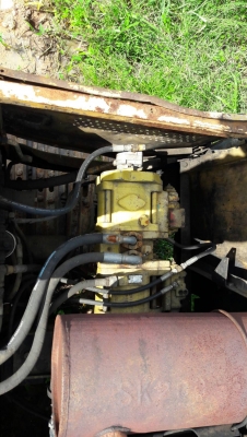 ขาย แบคโฮ KOBELCO SK200-2 เครื่องดี ปั้มดี ช่วงล่าง 70\% ราคาต่อรองได้ครับ