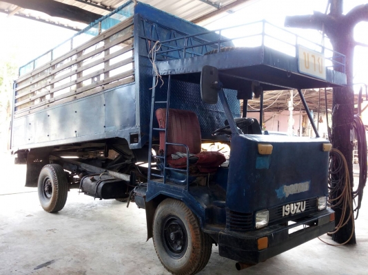 อีแต๋นสี่ล้อดั๊มพร้อมใช้งาน