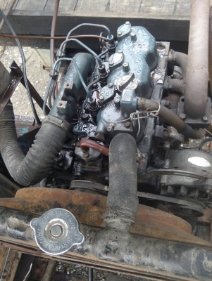 อีแต๋นสี่ล้อพร้อมใช้งาน อีแต๋นสี่ล้อพร้อมใช้งาน