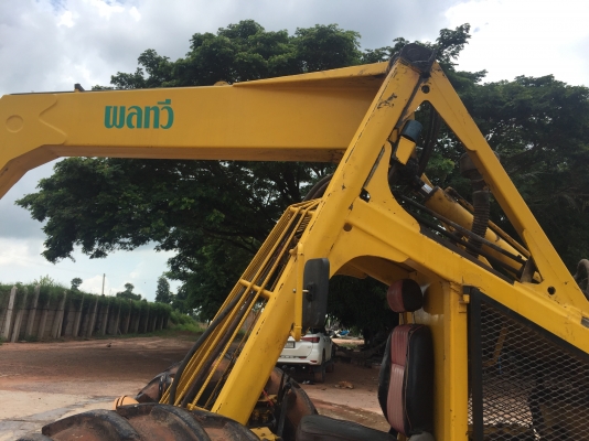 ขายรถคีบอ้อยสามล้อ ขายรถคีบอ้อยสามล้อ