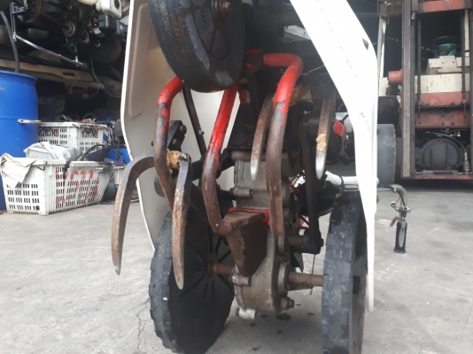 รถตีดินเจาะดินแบบเดินตาม นำเข้าจากญี่ปุ่น