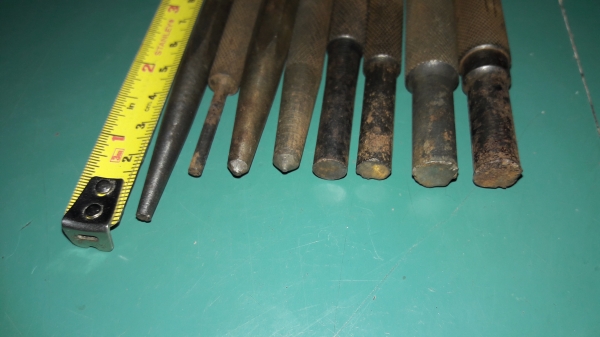 ขายชุดเหล็กส่ง เหล็กมาร์ค 8ตัวชุด เก่ามือสองเหล็ก