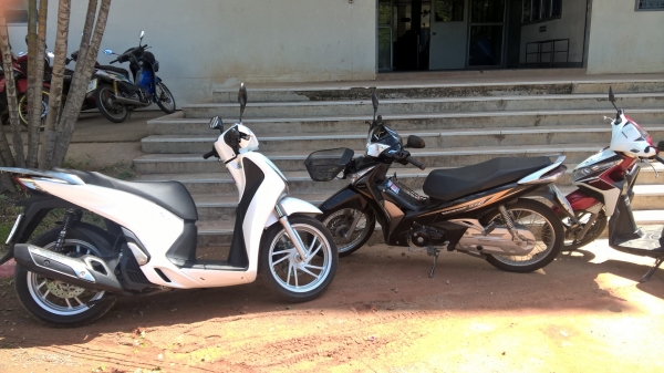 HONDA Sh150i รถออโต้ส่งนอก เครื่องดี ใช้น้อย เช็คศูนย์ตามระยะ เอกสารชุดโอนครบ