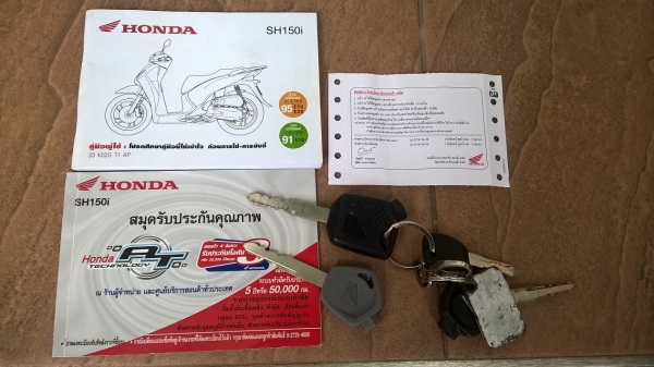 HONDA Sh150i รถออโต้ส่งนอก เครื่องดี ใช้น้อย เช็คศูนย์ตามระยะ เอกสารชุดโอนครบ