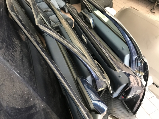 ประตู VOLVO 850 เก่าญี่ปุ่นเเท้สภาพดีครบชุด4บานตามรูป