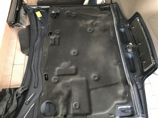 ฝากระโปรงหน้า VOLVO 850 เก่าญี่ปุ่นครบๆตามรูป