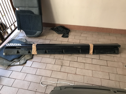 กาบข้าง VOLVO 850 เก่าญี่ปุ่นเเท้สภาพสวยคู่ละ