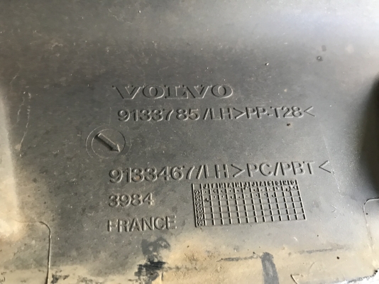 กาบข้าง VOLVO 850 เก่าญี่ปุ่นเเท้สภาพสวยคู่ละ