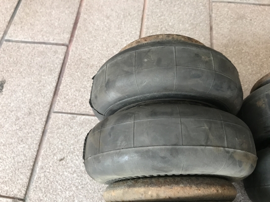 ถุงลม firestone เก่าญี่ปุ่นเเท้สภาพดีไม่เคยใช้งานในไทยคูละ