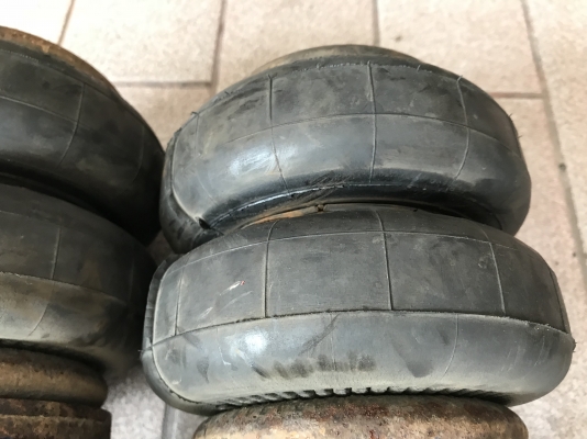 ถุงลม firestone เก่าญี่ปุ่นเเท้สภาพดีไม่เคยใช้งานในไทยคูละ