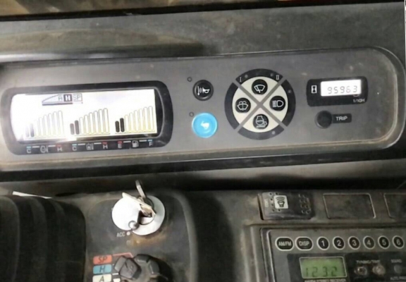 ขายรถแบ็คโฮ SUMITOMO SH210-5 ใช้งาน 9 พันชั่วโมง สภาพพร้อมใช้ ราคาถูกมากๆ