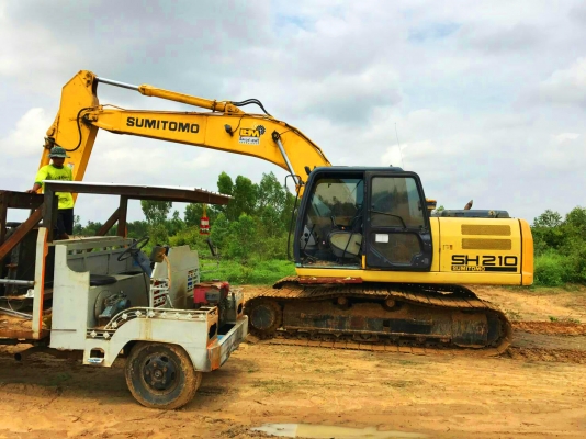 ขายรถแบ็คโฮ SUMITOMO SH210-5 ใช้งาน 9 พันชั่วโมง สภาพพร้อมใช้ ราคาถูกมากๆ