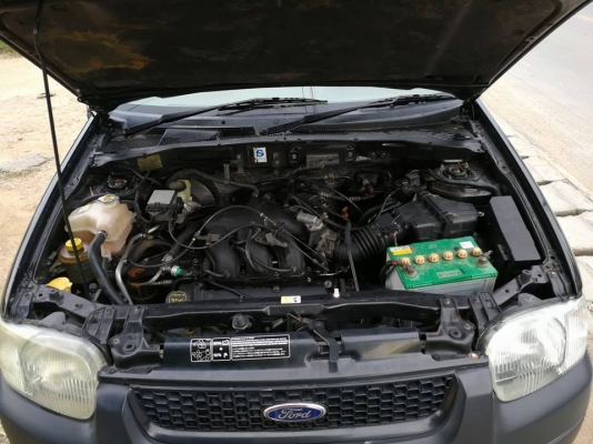 Ford escape 3000cc Top ราคา 185,000 บาท