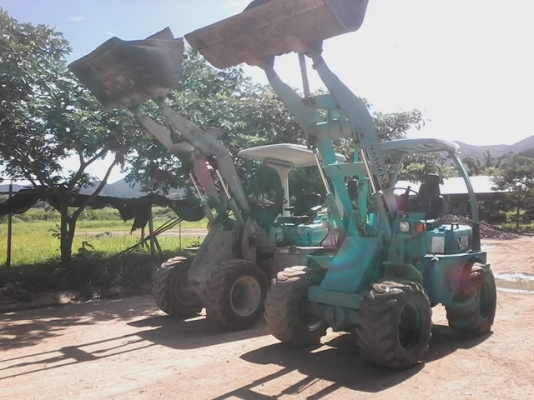 รถตักเ ก่า นอกจาก JAPAN  มี2 คัน Mitsubishi WS310,  ขายราคาถูก365,000 บาท สนใจติดต่อ 081-8833166