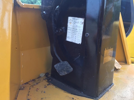 KOMATSU WA100-1