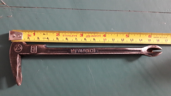 ขายชแลงญี่ปุ่นสภาพดี ตราไก่ขนาดจิ๋ว  Made in Japan.งานเก่าเหล็กดี