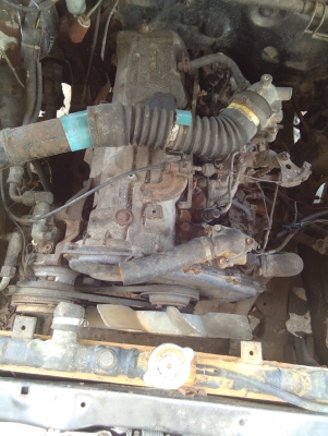 เครื่อง โตโยต้า2L+เกียร์ ราคา 20000