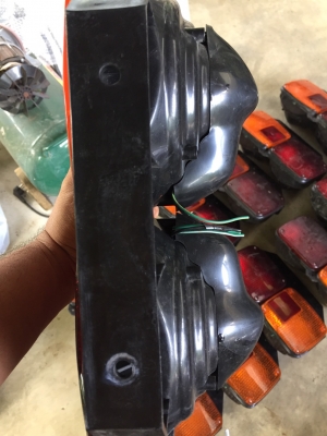 ไฟท้าย แท้ติดรถ HINO FUSO ISUZU ไฟท้าย แท้ติดรถ HINO FUSO ISUZU