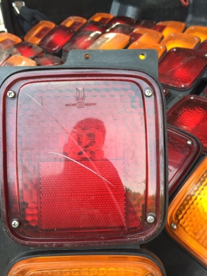 ไฟท้าย แท้ติดรถ HINO FUSO ISUZU ไฟท้าย แท้ติดรถ HINO FUSO ISUZU