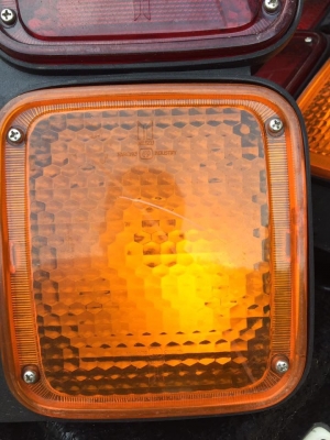 ไฟท้าย แท้ติดรถ HINO FUSO ISUZU ไฟท้าย แท้ติดรถ HINO FUSO ISUZU