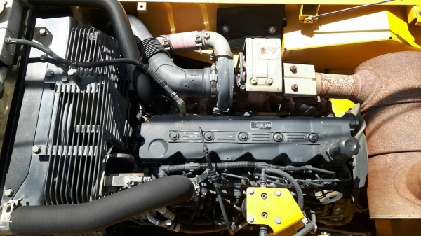 ขายด่วน!! Komatsu PC200-8 MO ไมล์ ชั่วโมง 12,000 สภาพสวยๆๆค่ะ