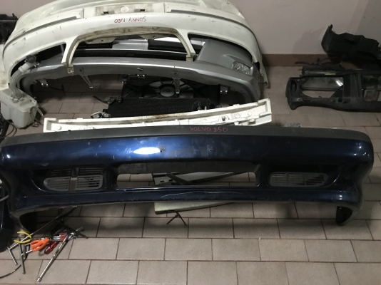 กันชนหน้า VOLVO 850 ซับในกันชนครบเก่าญี่ปุ่นสภาพดี