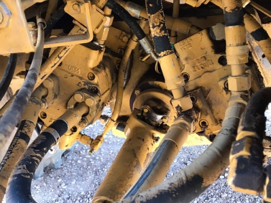 ขายรถตักล้อยาง CAT 910G (เทียบเท่า WA100) รถนอกนำเข้าเองจากญี่ปุ่น สภาพสวยพร้อมใช้งาน มีVDOการทำงานครับ ขายรถตักล้อยาง CAT 910G (เทียบเท่า WA100) รถนอกนำเข้าเองจากญี่ปุ่น สภาพสวยพร้อมใช้งาน มีVDOการทำงานครับ