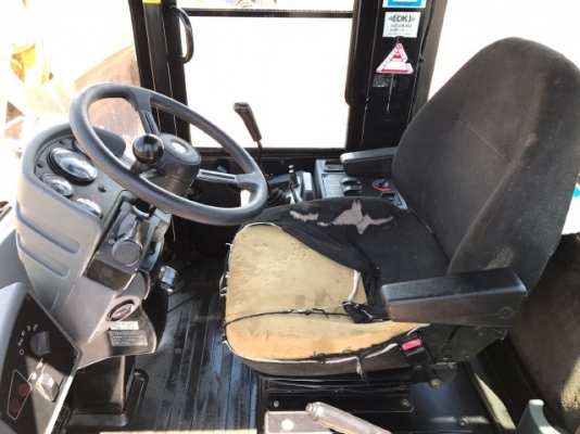 ขายรถตักล้อยาง CAT 910G (เทียบเท่า WA100) รถนอกนำเข้าเองจากญี่ปุ่น สภาพสวยพร้อมใช้งาน มีVDOการทำงานครับ ขายรถตักล้อยาง CAT 910G (เทียบเท่า WA100) รถนอกนำเข้าเองจากญี่ปุ่น สภาพสวยพร้อมใช้งาน มีVDOการทำงานครับ