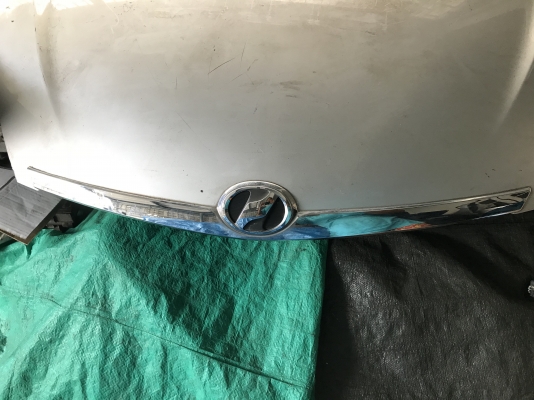 ฝากระโปรงหน้า WISH ตัวไมเนอรของครบๆตามรูปเก่าญี่ปุ่นสภาพดี