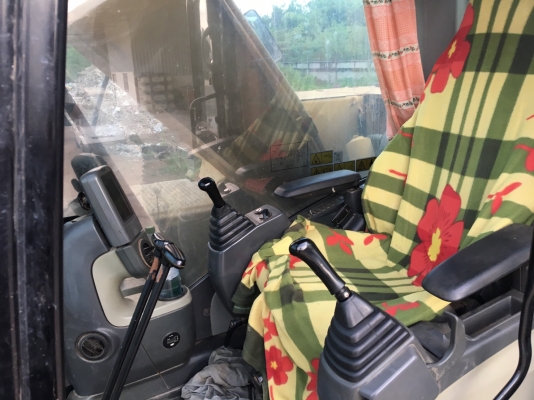 ขาย CAT 320D หลังคาดำสวยจัด( หมื่นชั่วโมงนิดๆ ) ราคาคุยกันครับ