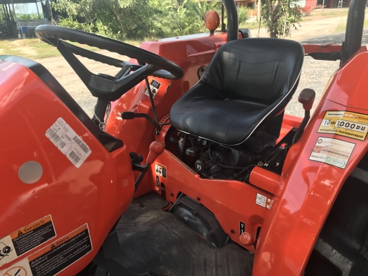 ขายรถไถคูโบต้า L4508(4WD)2เพลา   รถทำงาน 1,400 ชั่วโมง สภาพพร้อมใช้งานทุกระบบสมบูรณ์ ราคา 298,000 บาท โทร 081-9136451 คุนโบว์ ขายพร้อมอุปกรณ์ ใบมีดหน้าและโลเตอร์รีจอบหมุน